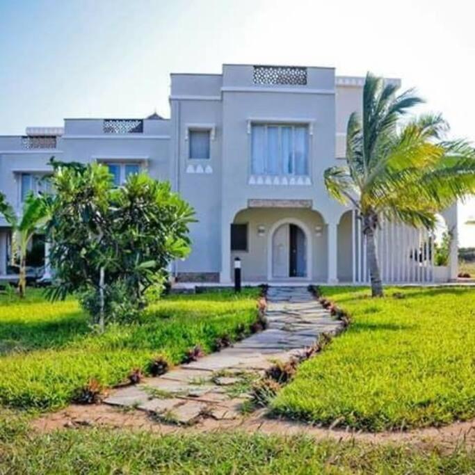 White Villa - Paparemo Beach วาตามู ภายนอก รูปภาพ